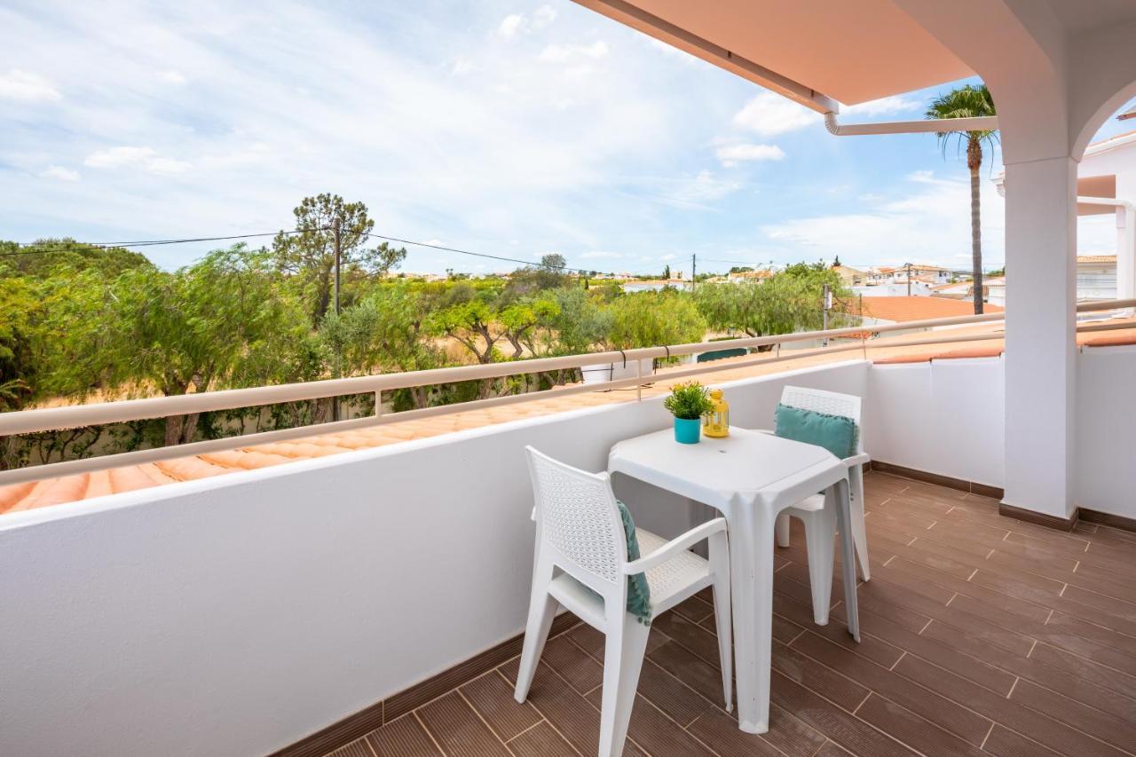 Superior One-Bedroom Apartment