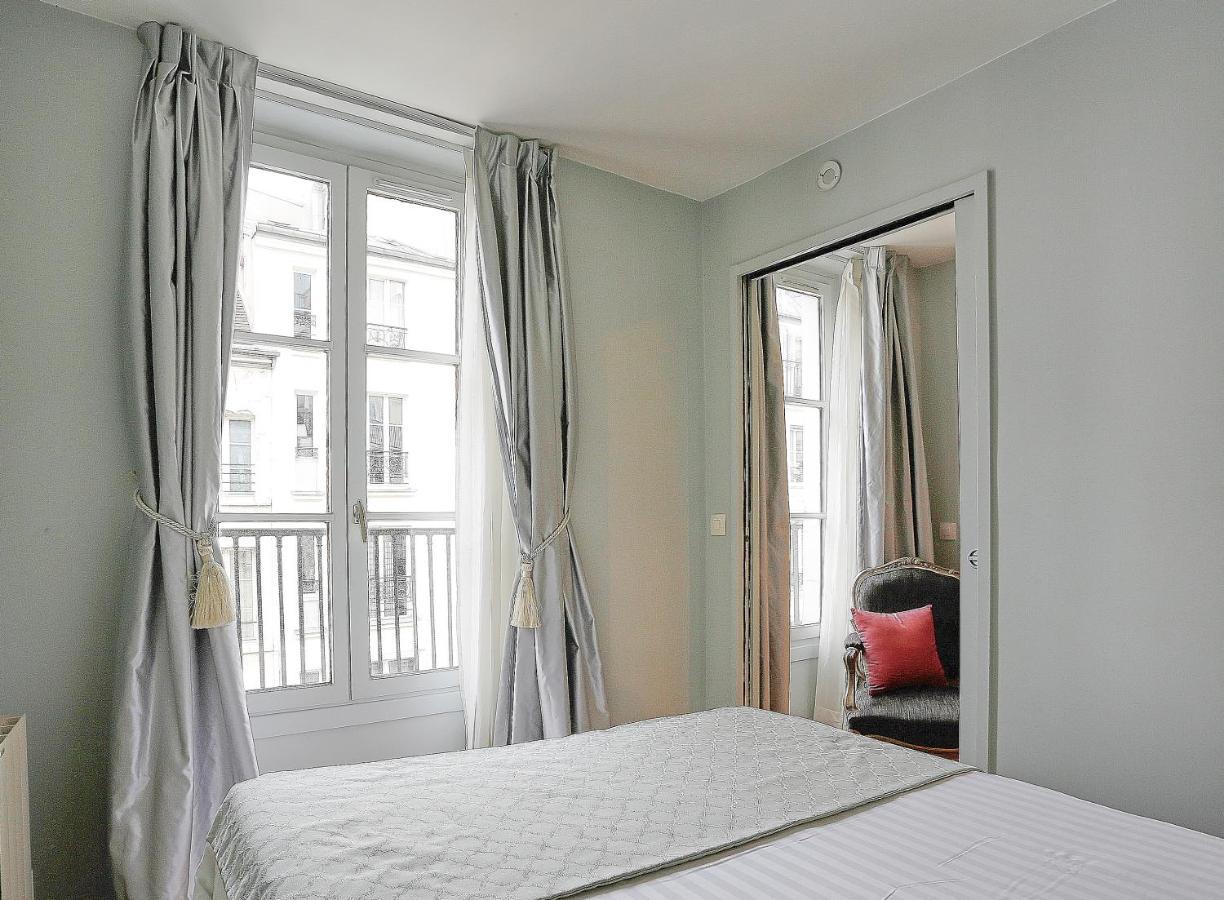 One-Bedroom Apartment at 45