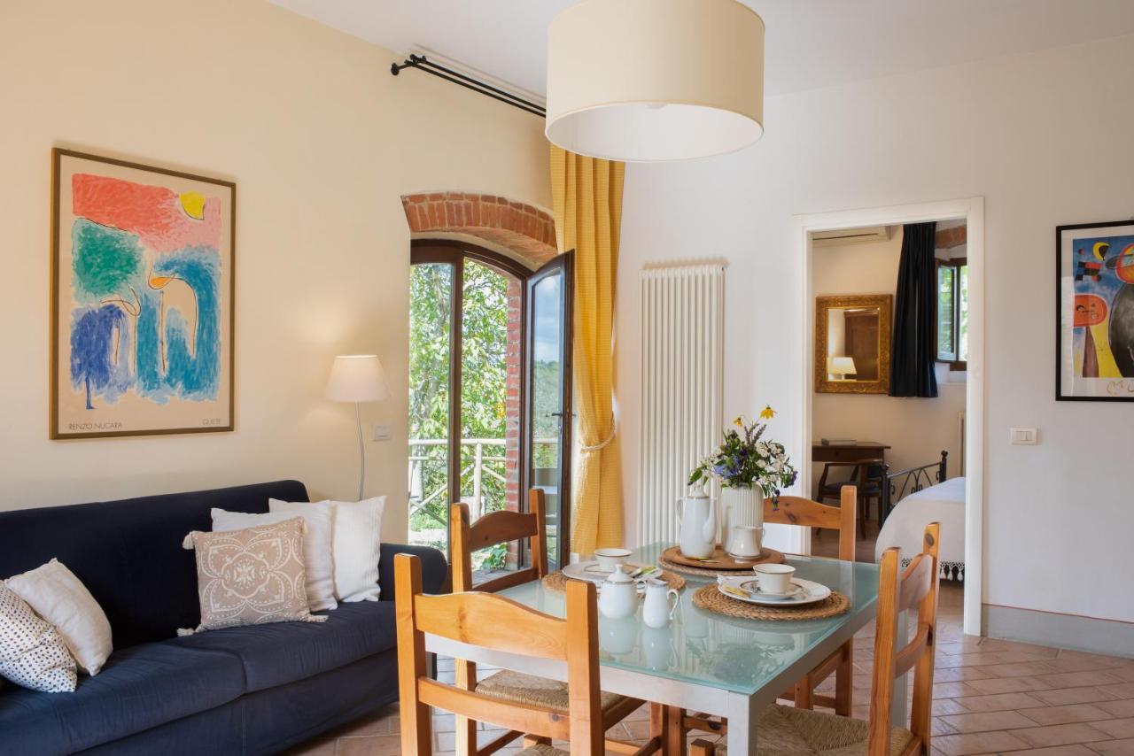 One-Bedroom Apartment,1030261933:JPEG