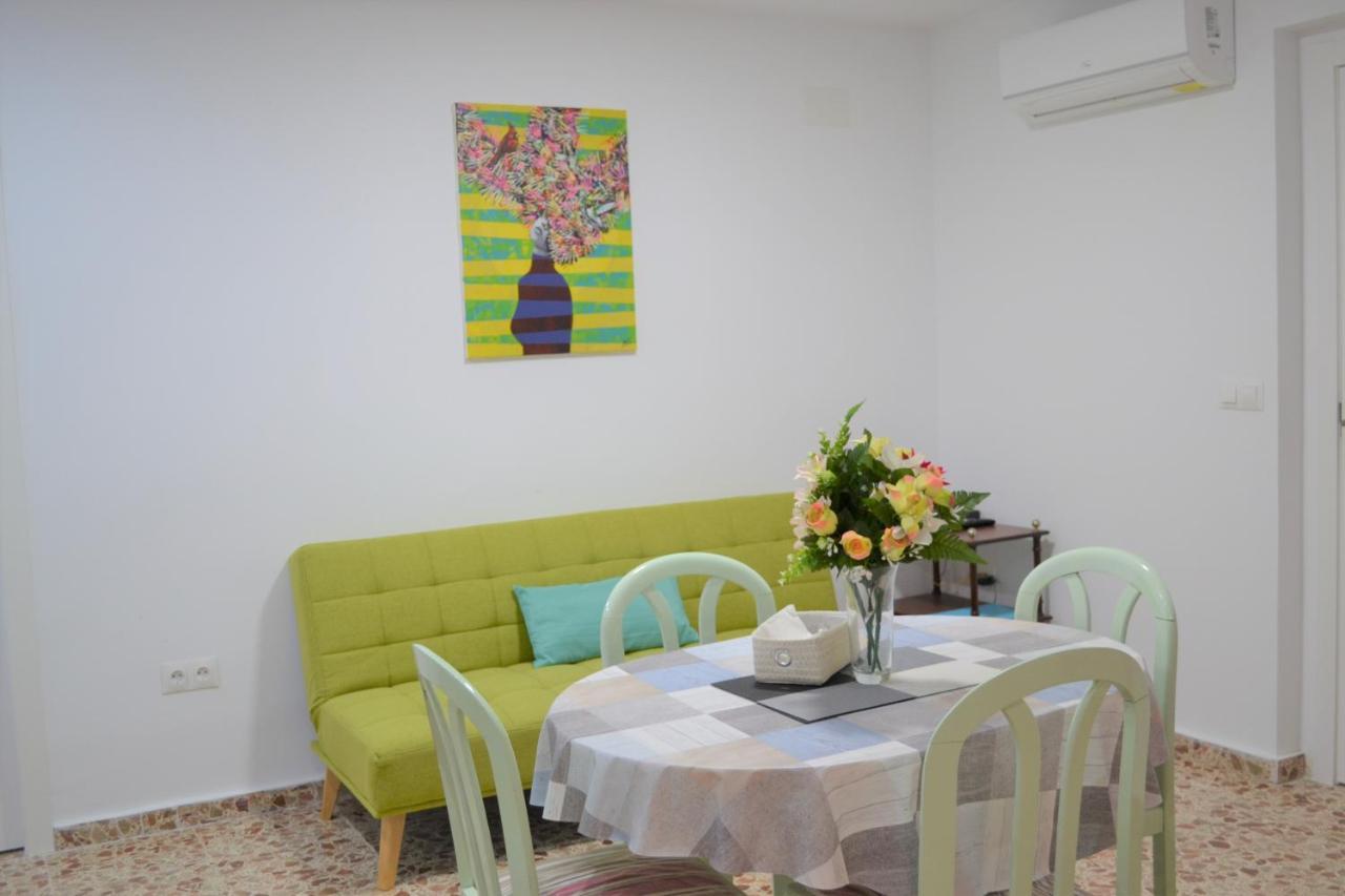Apartamento con balcón