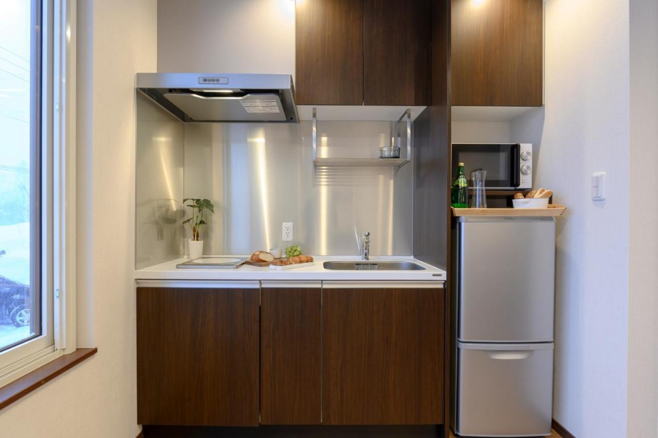 One-Bedroom Apartment,1176727147:JPEG