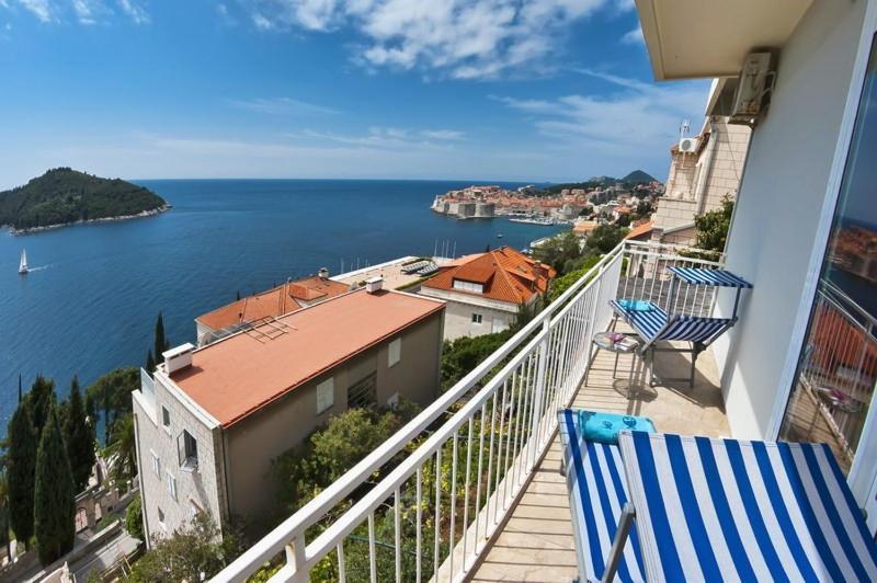 Superior Two Bedroom Apartment Balcony Sea View,1076957305:JPEG