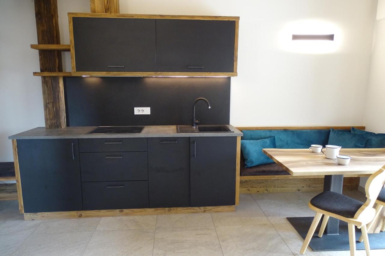 Two-Bedroom Apartment,1078614478:JPEG
