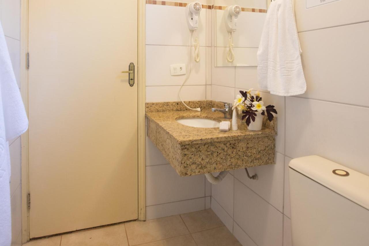 Quarto Duplo