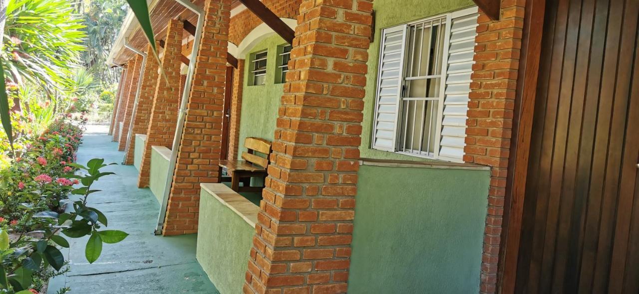 Quarto Triplo Deluxe com Vista para o Jardim