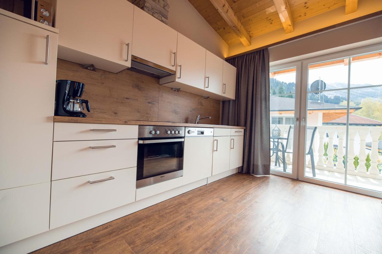 Apartment mit 2 Schlafzimmern und Balkon