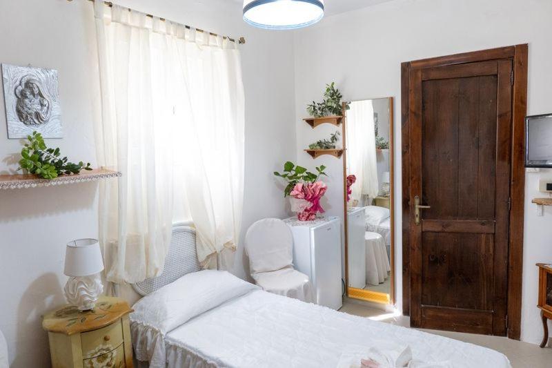 Single Room,1669834027:JPEG