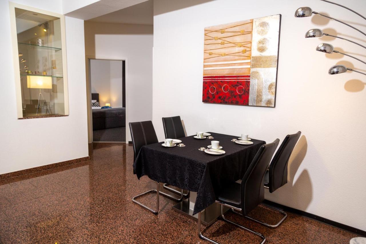 Two-Bedroom Apartment,1111809528:JPEG
