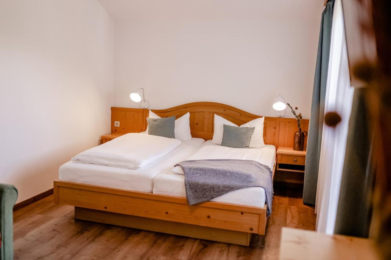 Two-Bedroom Apartment,1133265132:JPEG