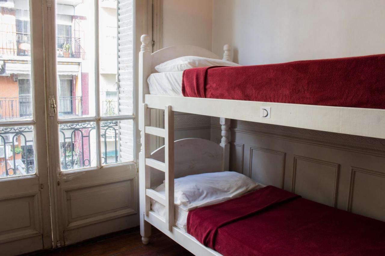 Cama em Dormitório Misto com 6 Camas