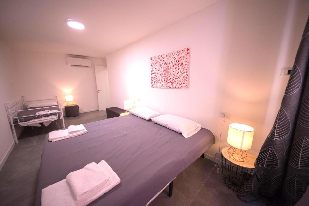 Deluxe Two-Bedroom Apartment