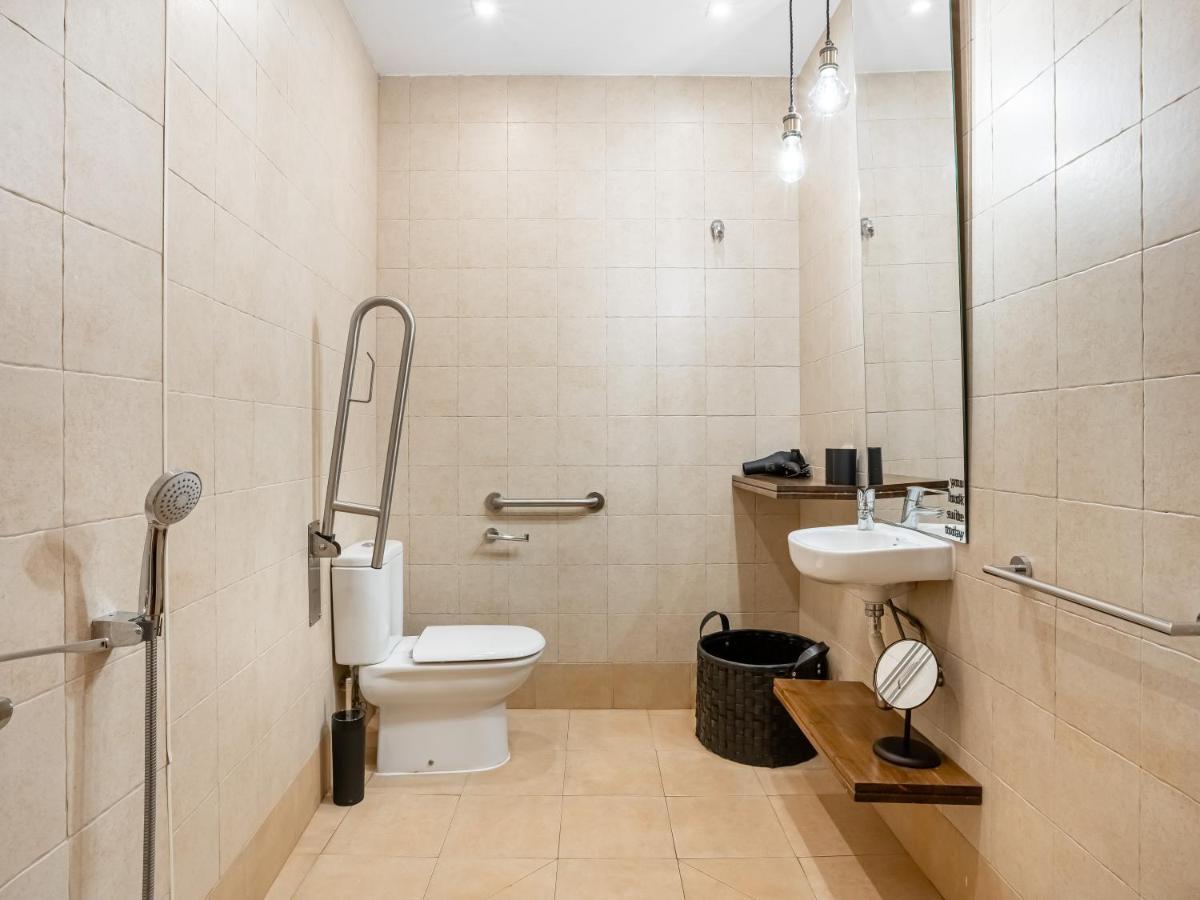 One-Bedroom Apartment Disability Access