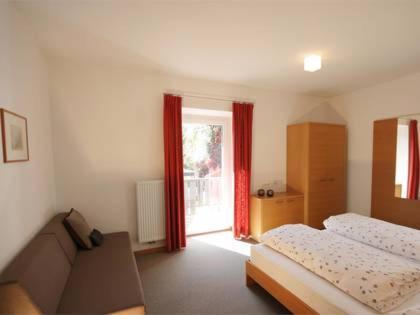 One-Bedroom Apartment,1175378770:JPEG