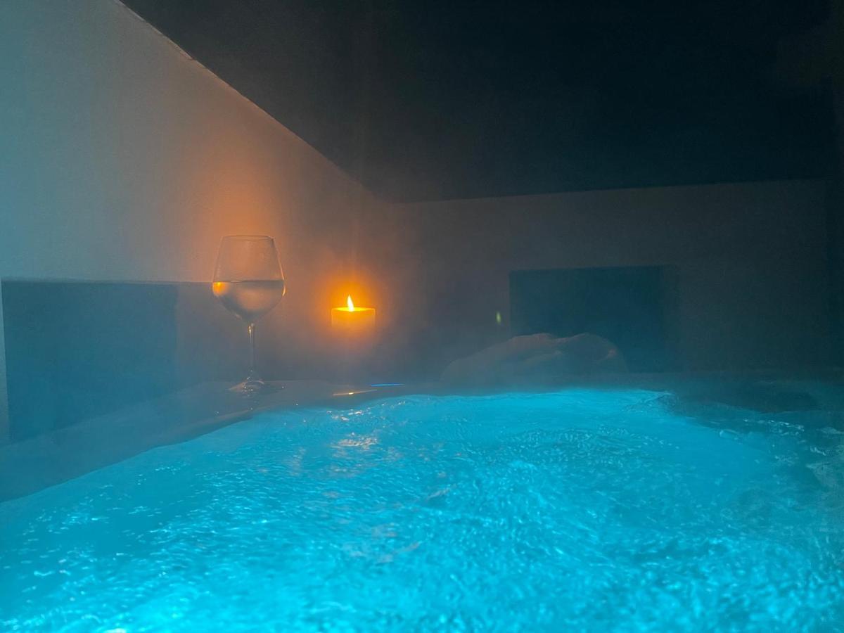 Deluxe Suite with Spa Bath,1177474255:JPEG