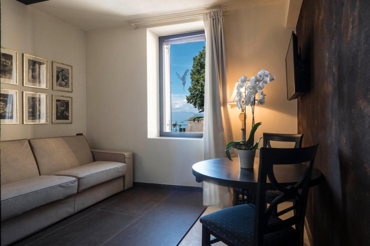 Apartment with Lake View - Separate Building,1181367070:JPEG