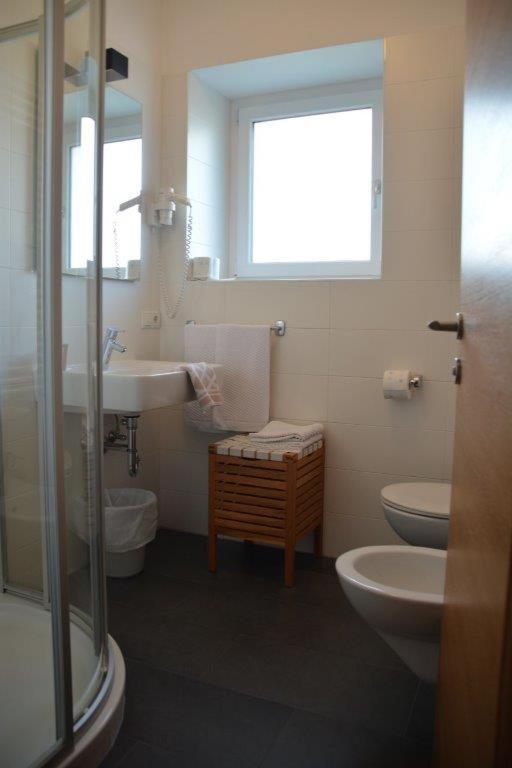 One-Bedroom Apartment,1179638428:JPEG