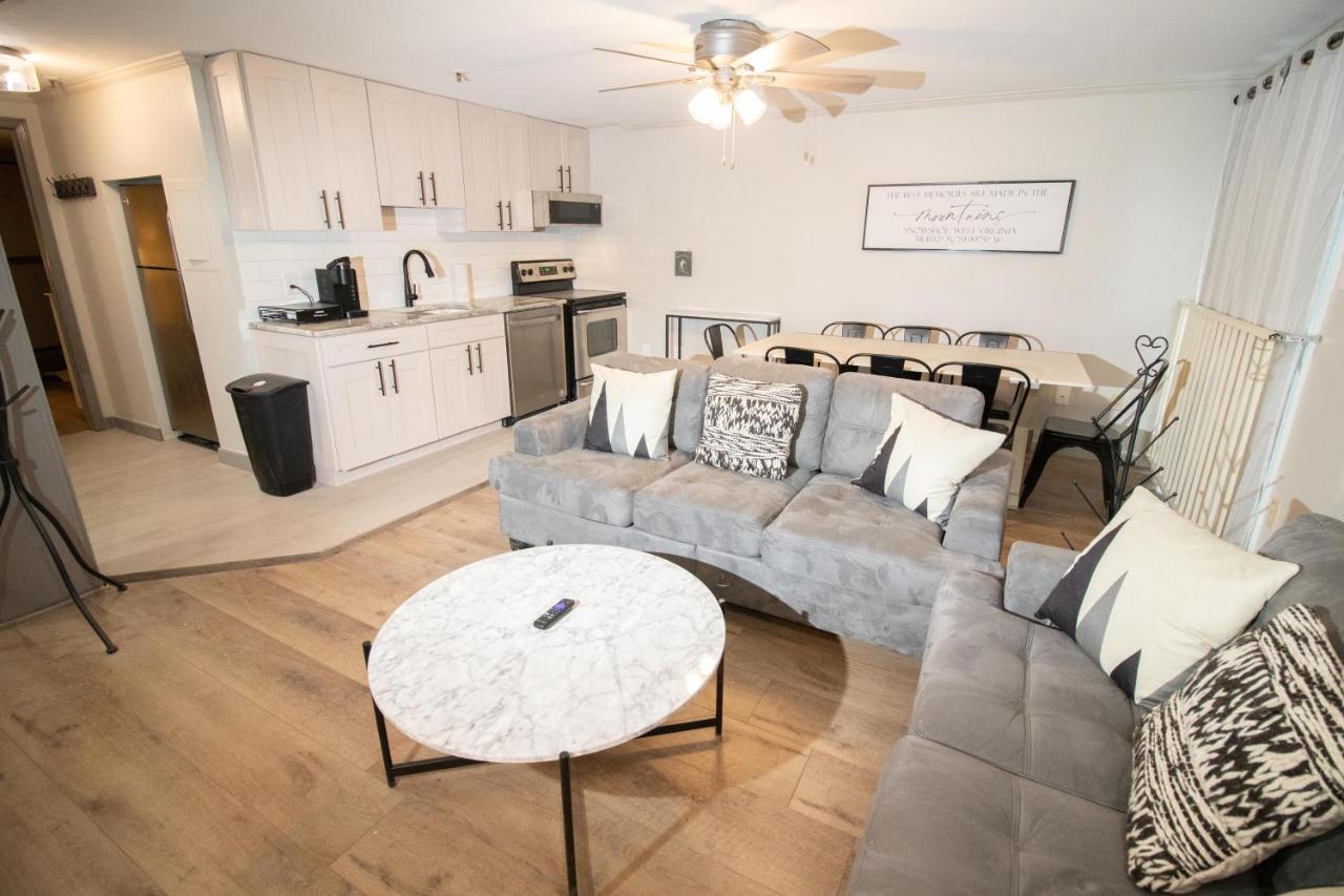 Mountain Lodge 2BR Condo-159,1613444111:JPEG