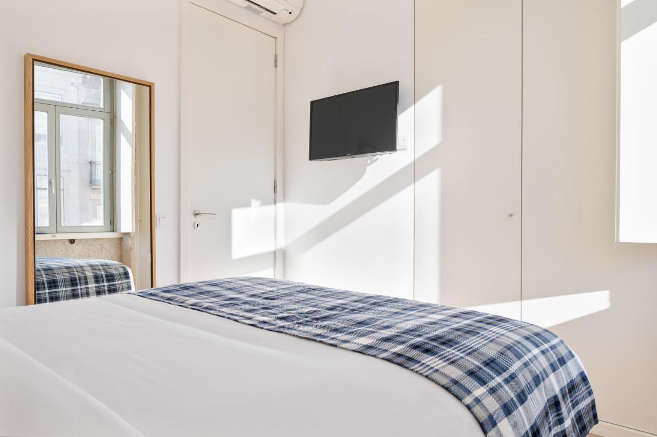 Quarto Duplo Superior com 2 Camas de Casal
