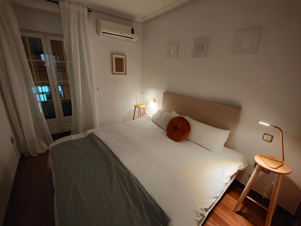 One-Bedroom Apartment,1167744853:JPEG