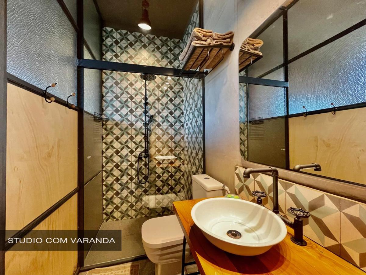 Studio with Balcony,1200751555:JPEG