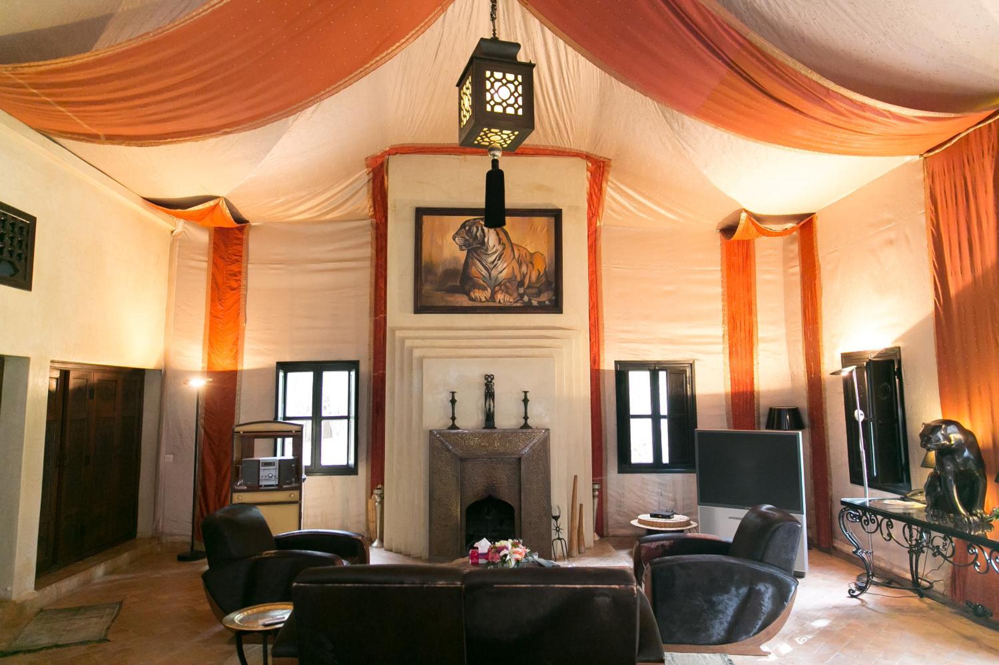 Superior Lodge