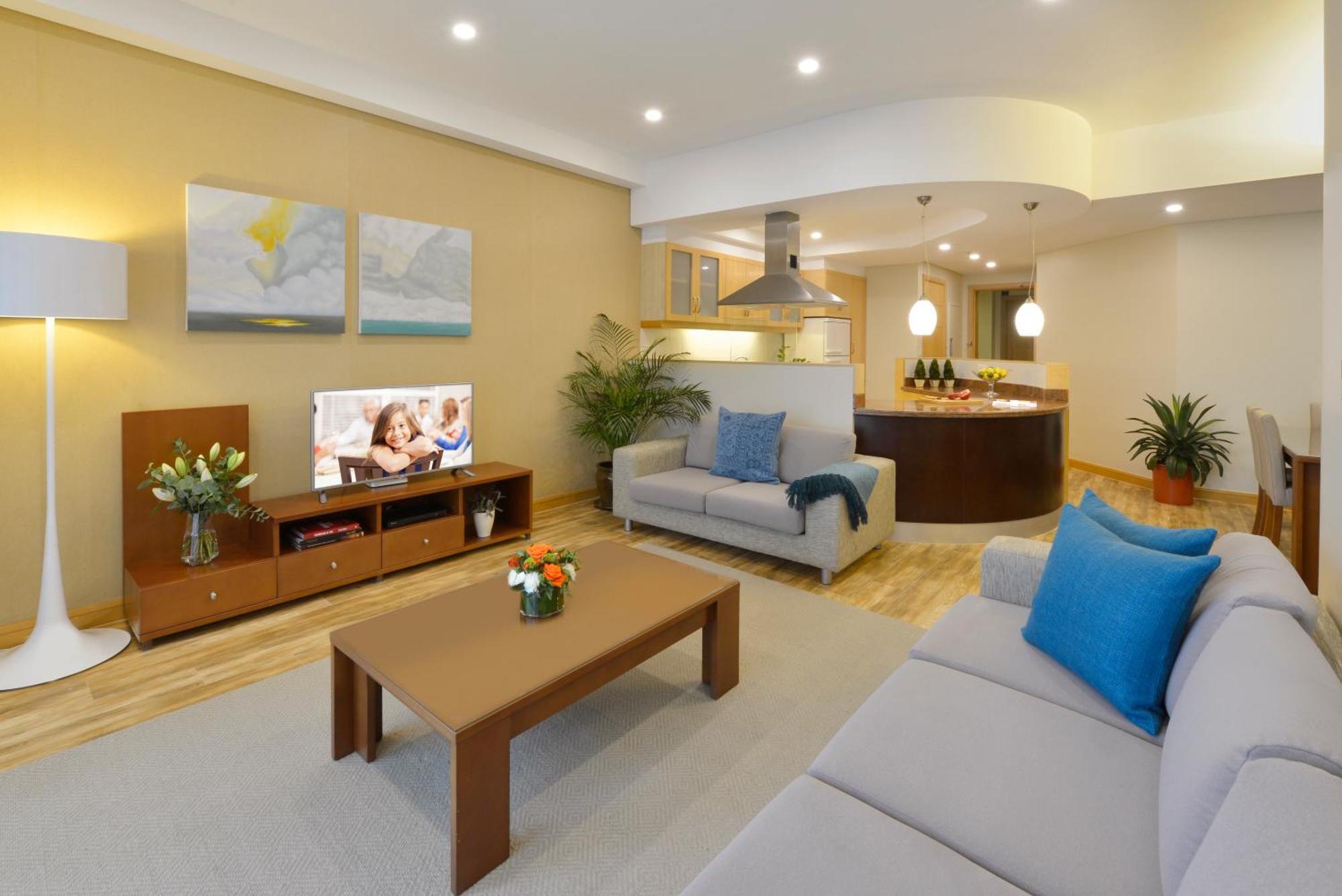 Two-Bedroom Apartment with City View,1278225523:JPEG