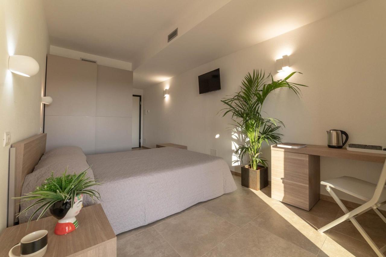 Double Room with Garden View,1543132945:JPEG