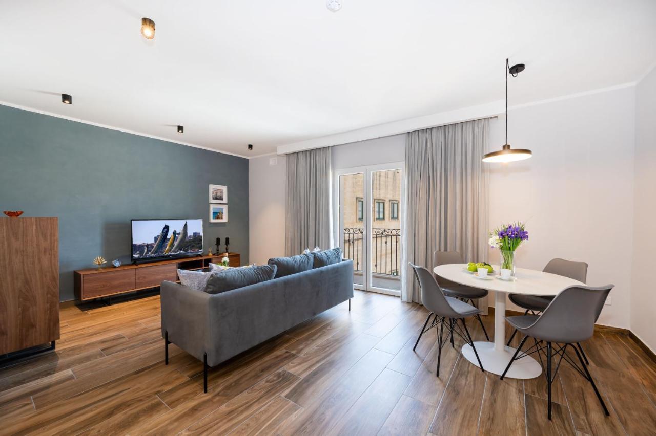 Two-Bedroom Apartment,1236339853:JPEG