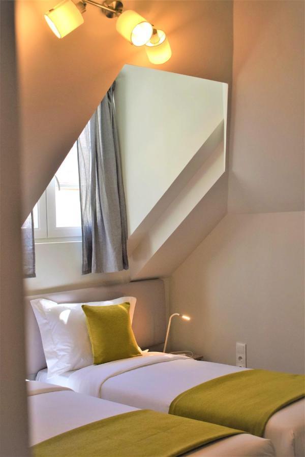 Two-Bedroom Apartment,1237275514:JPEG