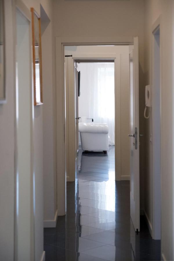 Deluxe King Room,1256651095:JPEG