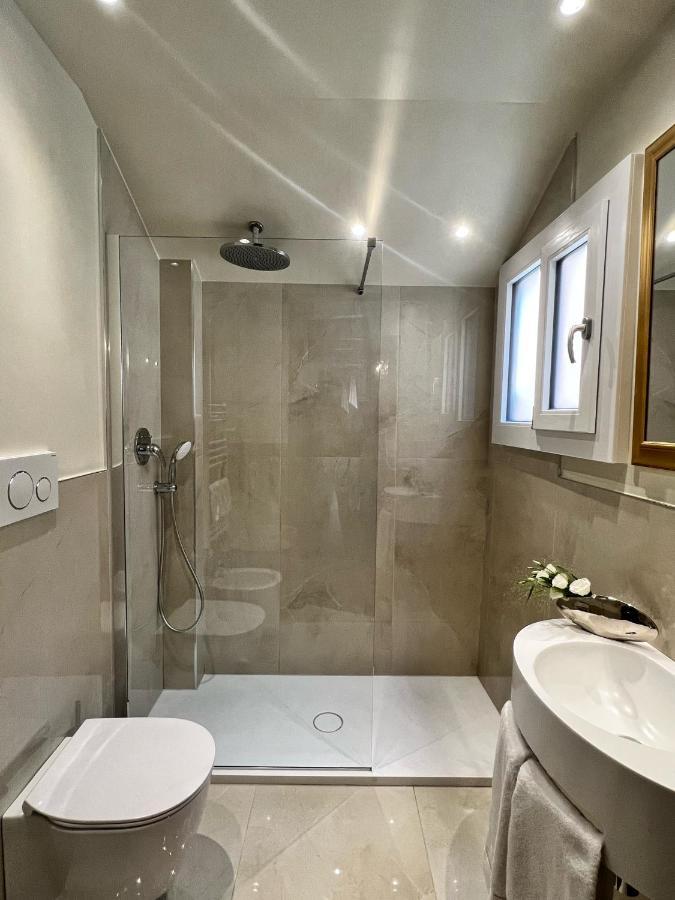 Junior Suite con Vista Canale