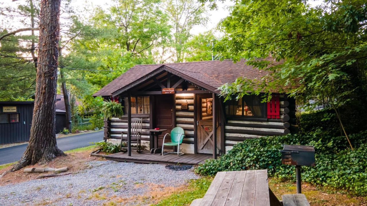 Hermitage Cabin