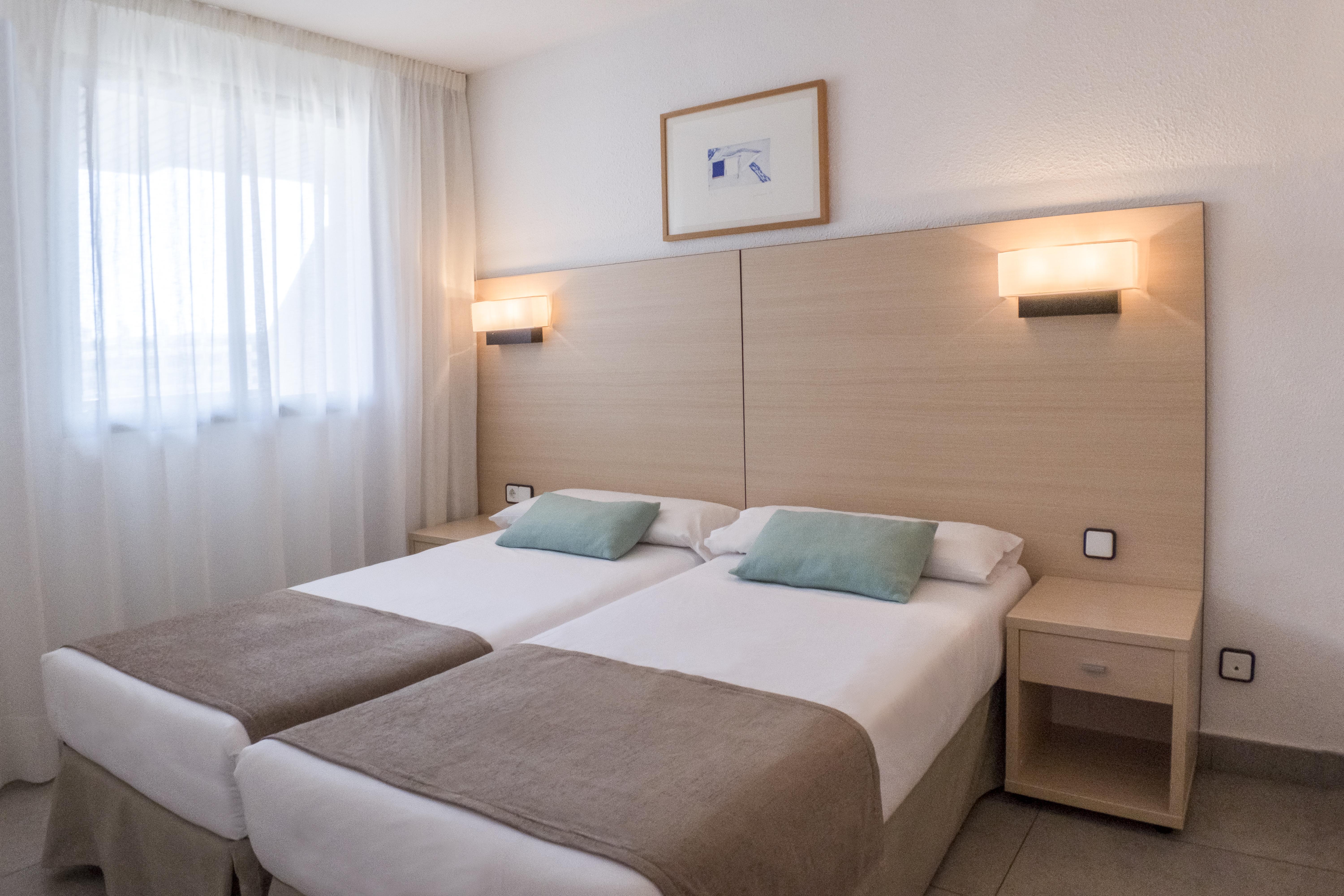 One-Bedroom Apartment 2