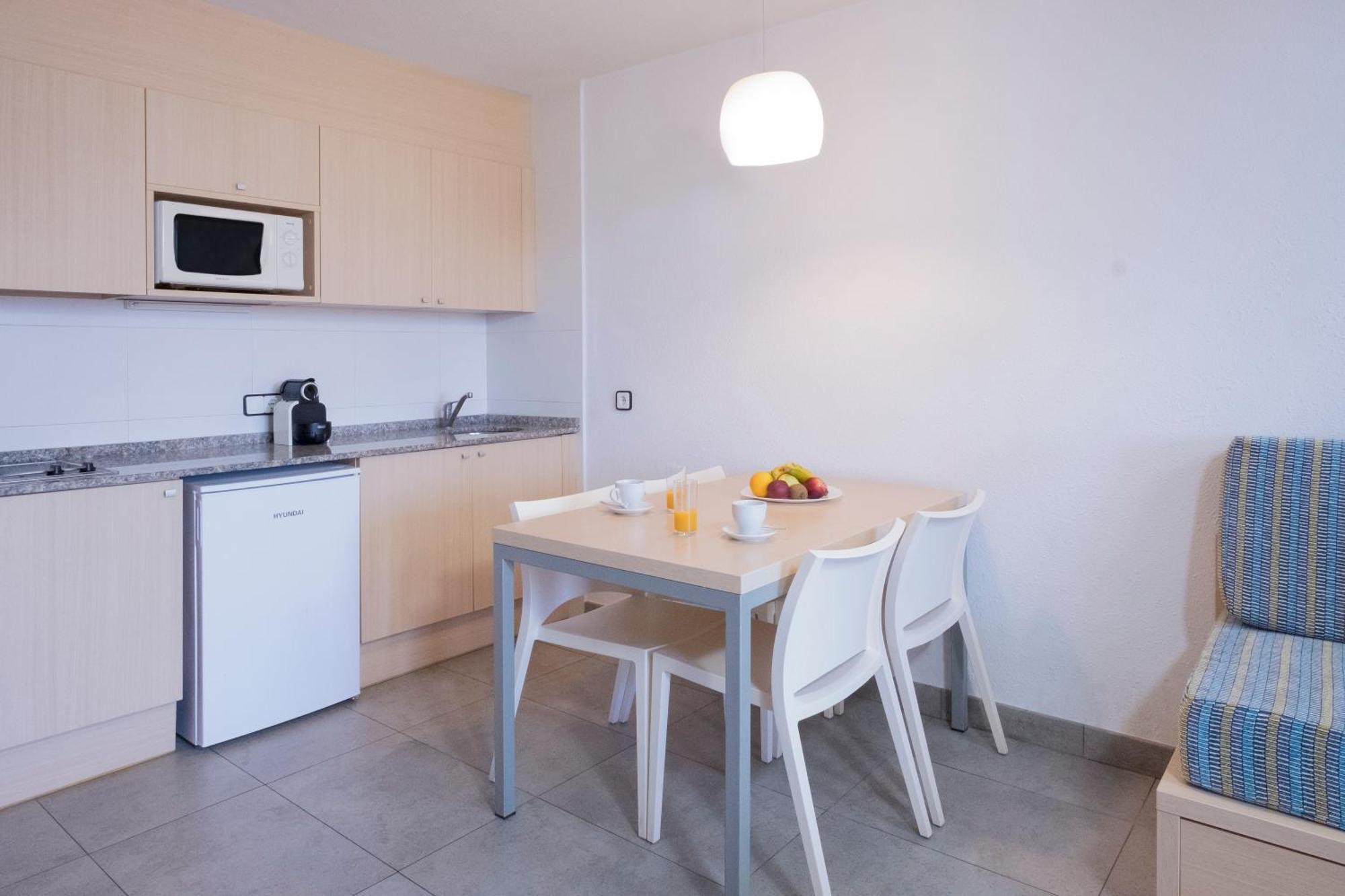 One-Bedroom Apartment 2