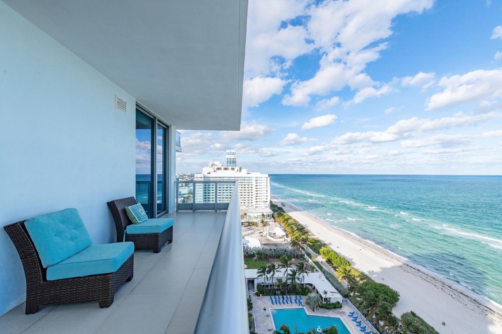 Deluxe One-Bedroom Apartment Ocean Front High Floor