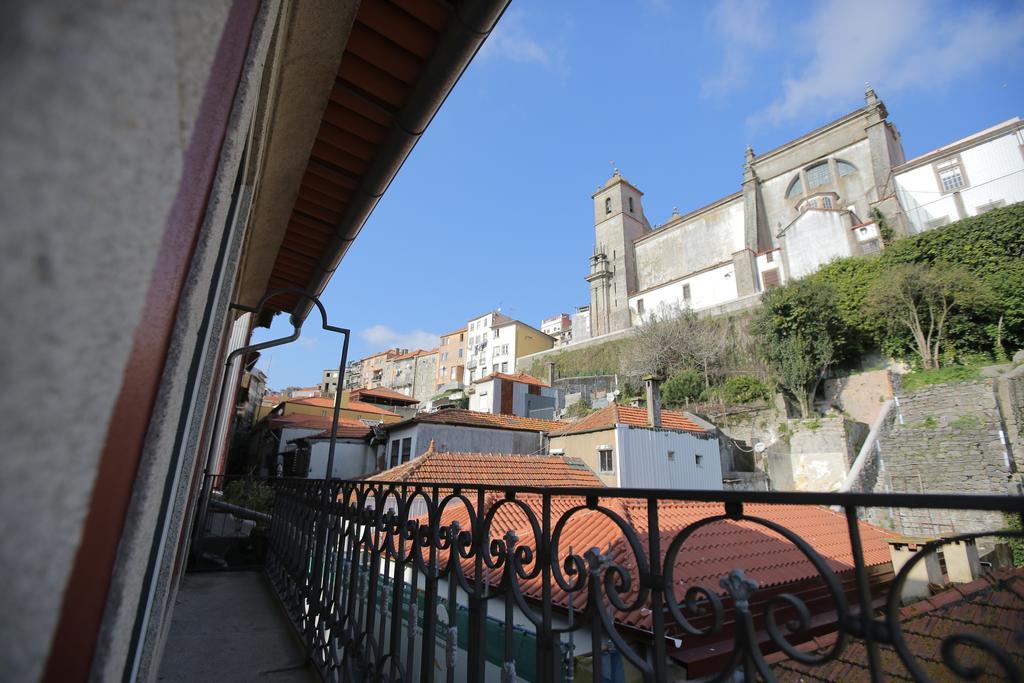 Studio with Balcony