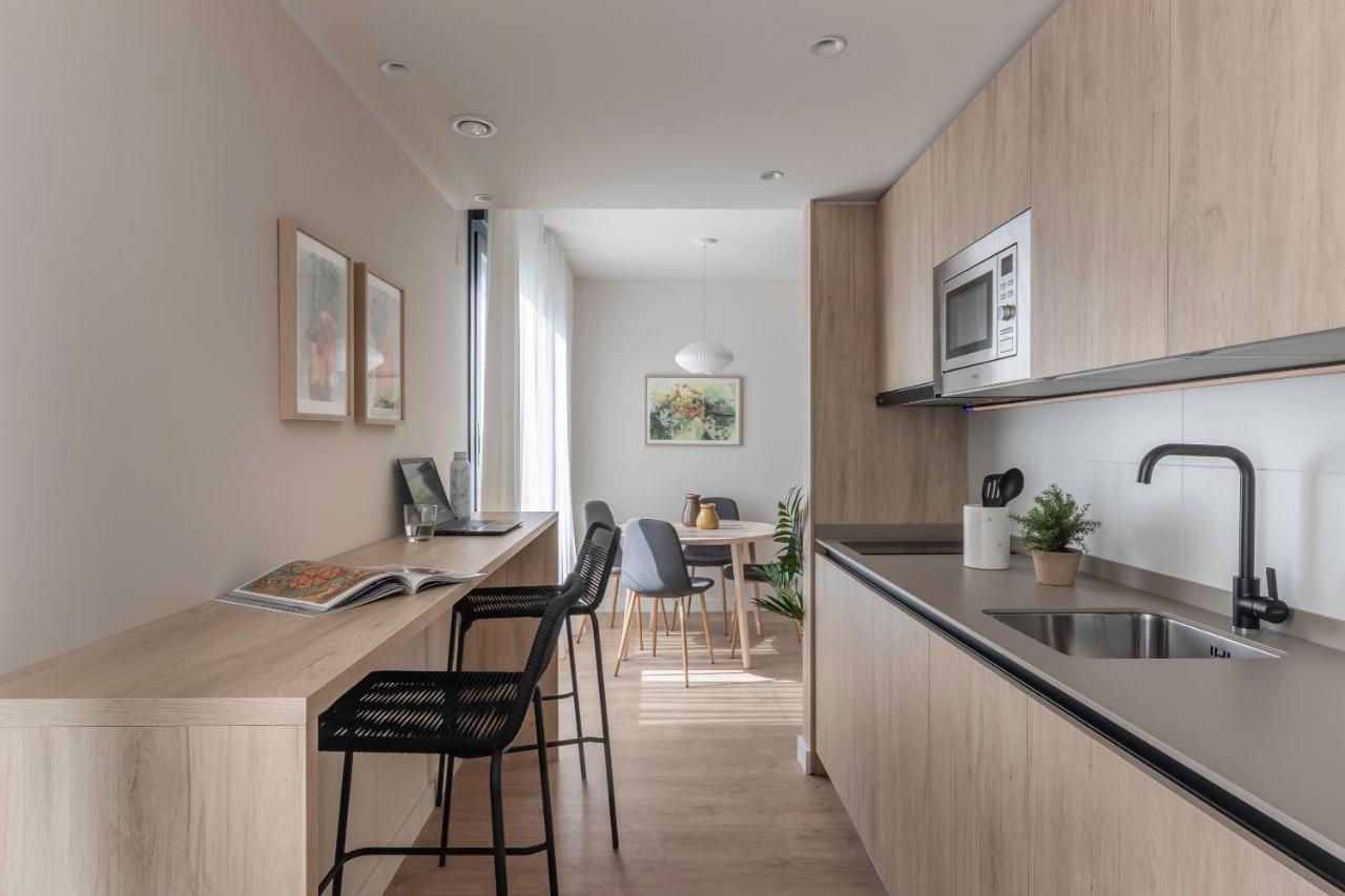 Apartment Terrace,1294263676:JPEG