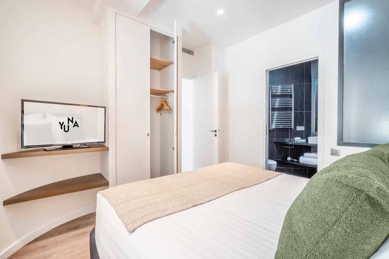 1 Bedroom Apartment Balcony City View 38m2