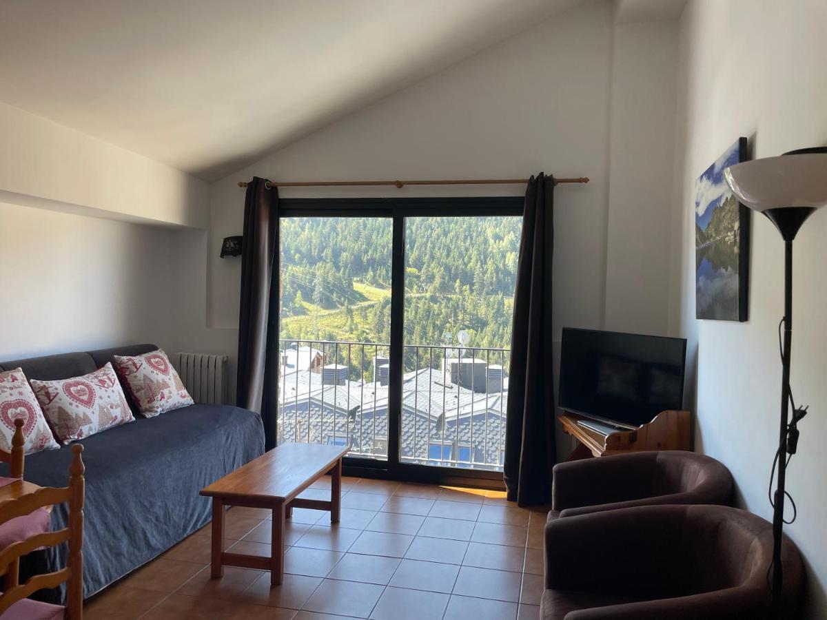 One-Bedroom Apartment,1293221356:JPEG