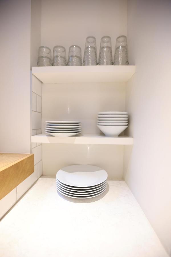 Suite with City View,1353333643:JPEG