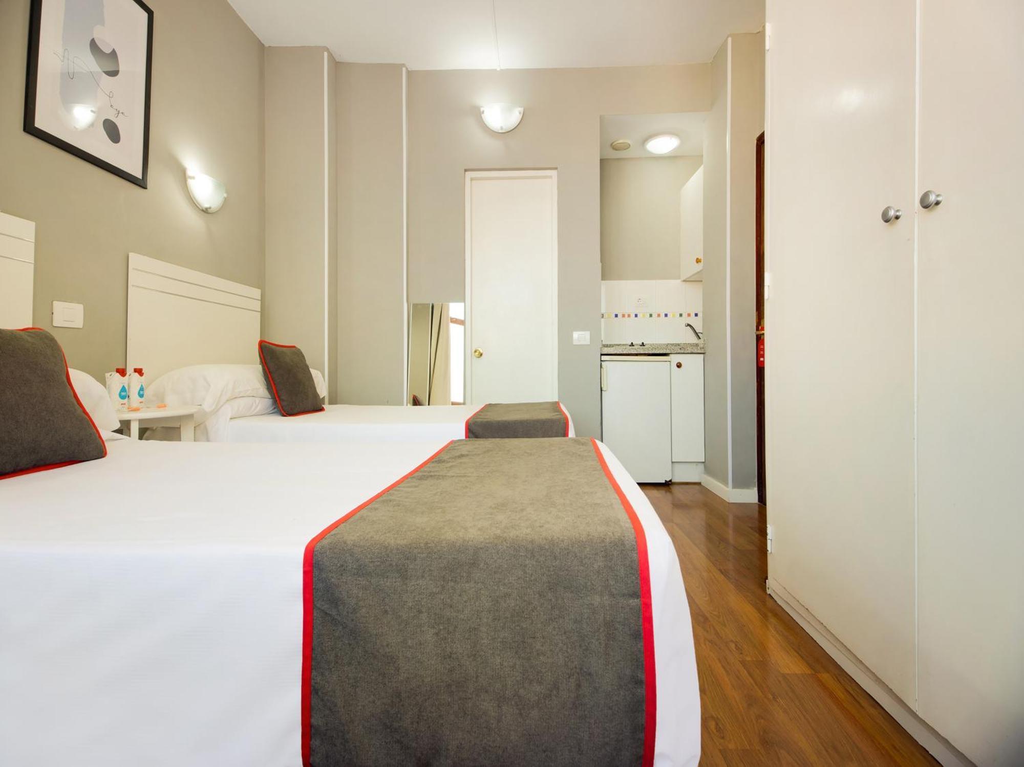 Studio Apartment