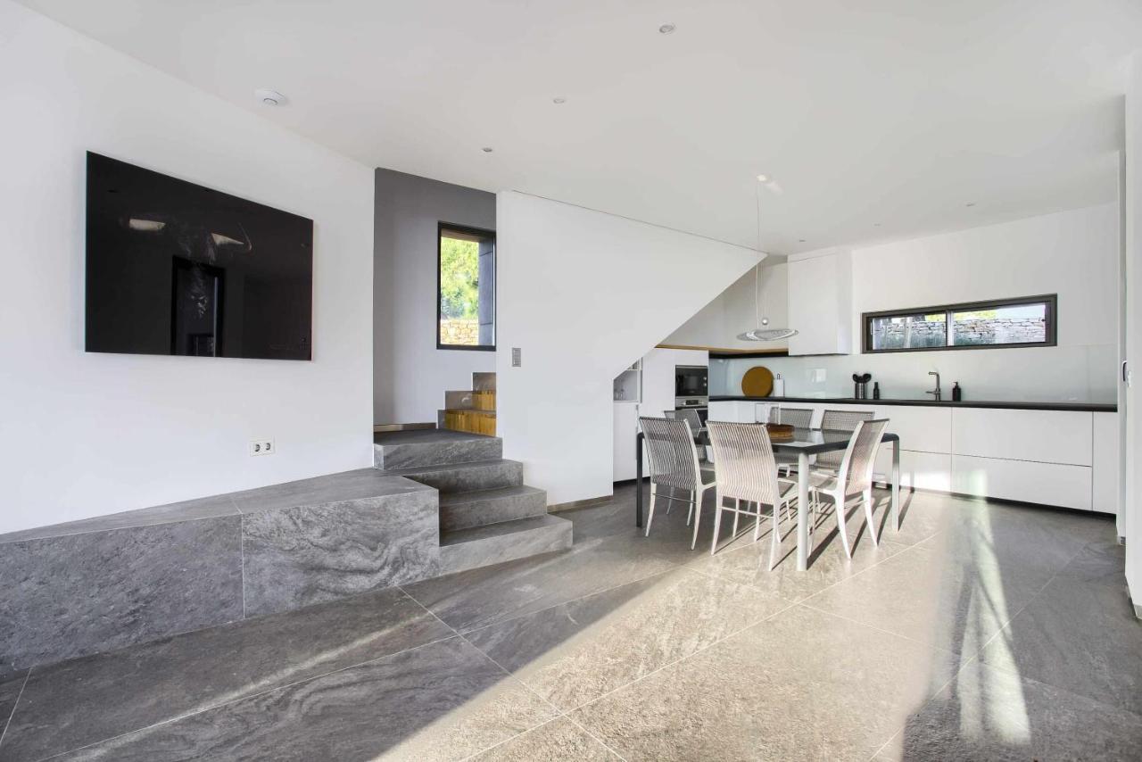 Deluxe Villa,1625760774:JPEG