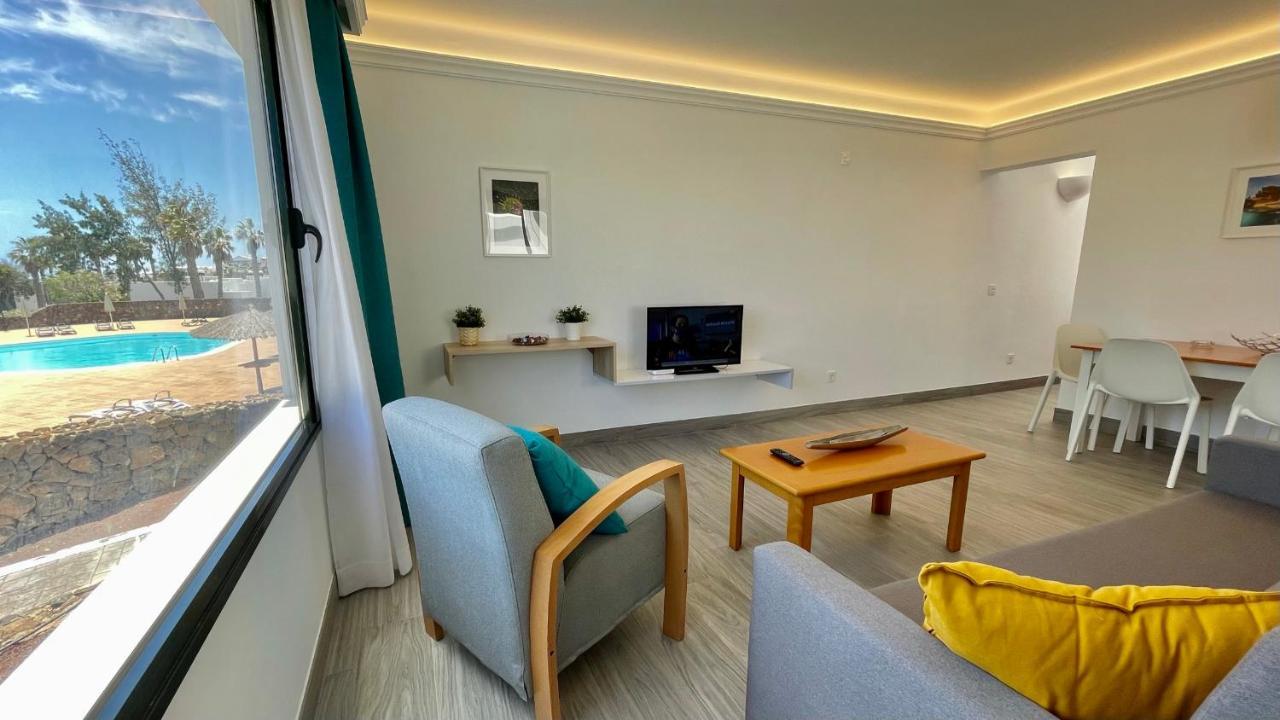 Superior One-Bedroom Bungalow Terrace
