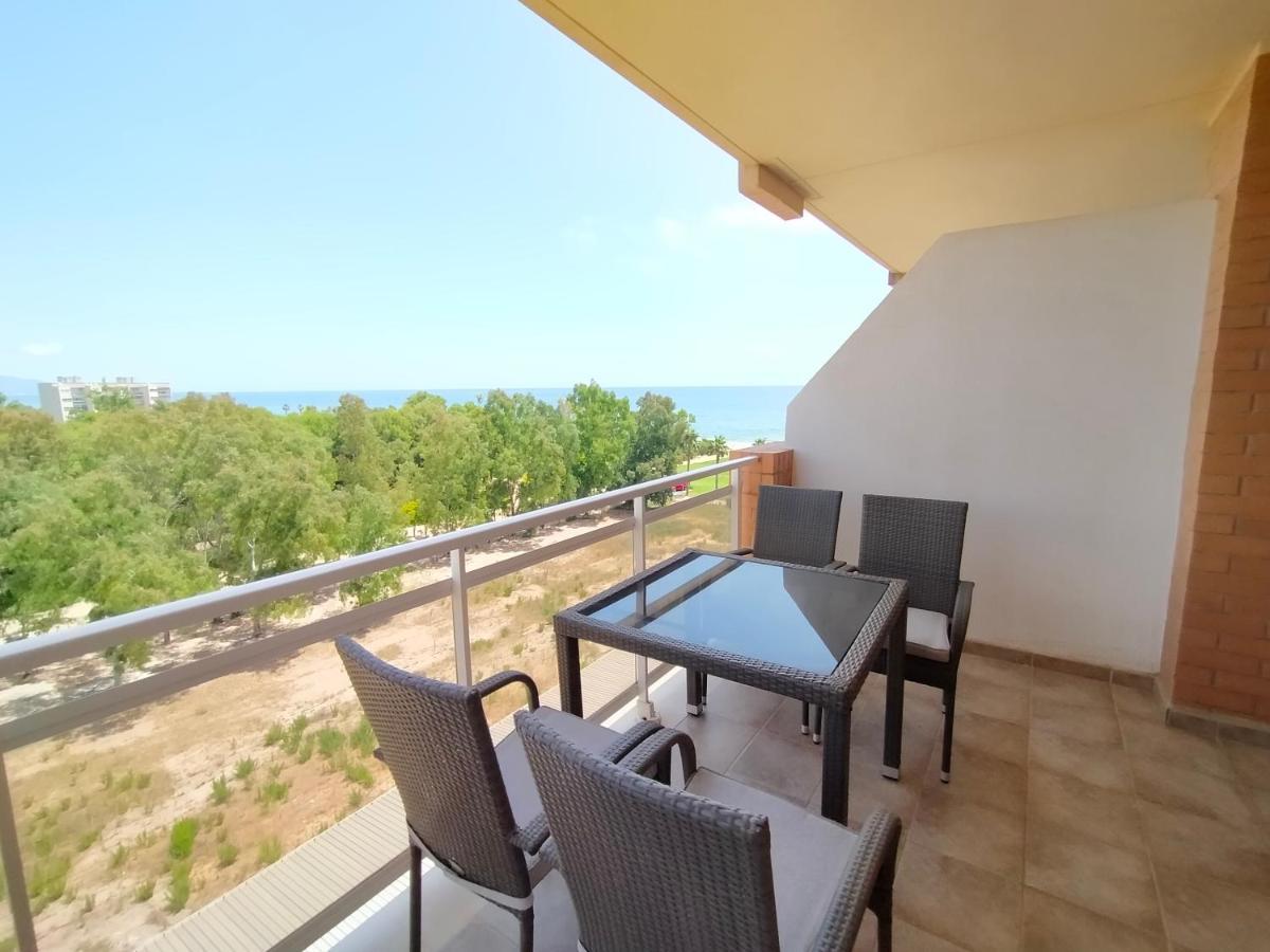 Two-Bedroom Apartment Side Sea View