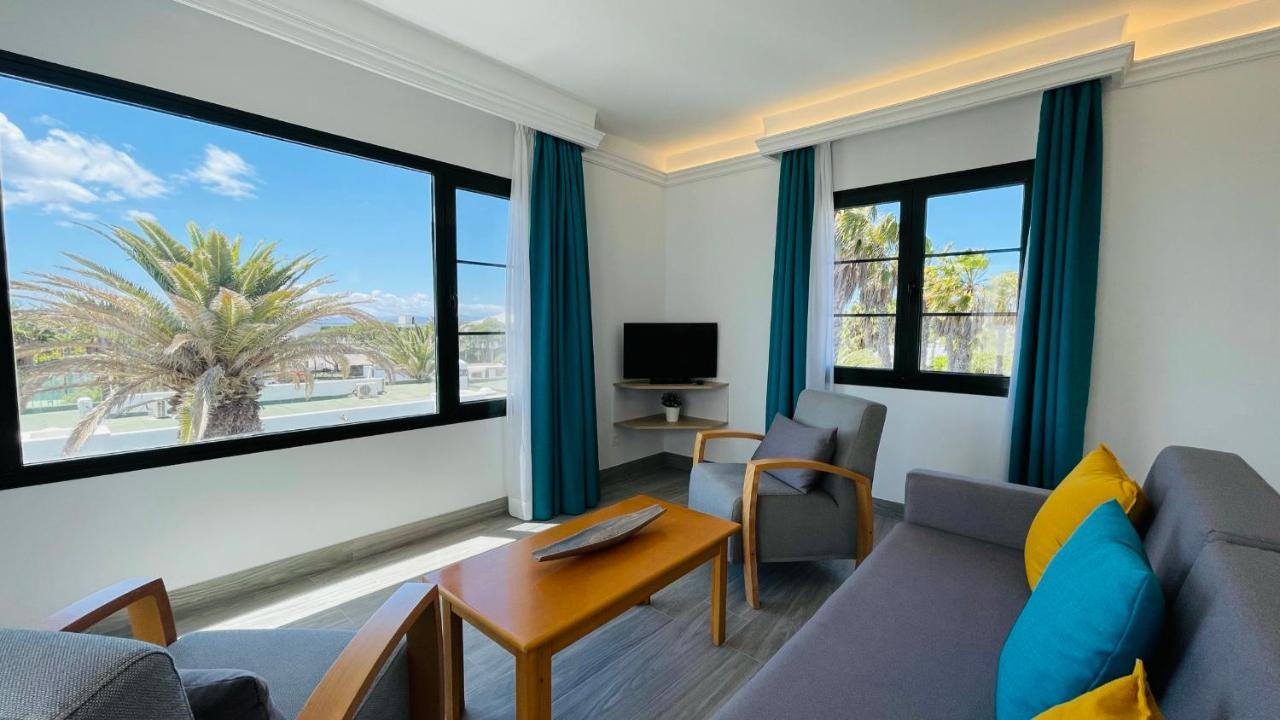 Superior One-Bedroom Apartment Terrace