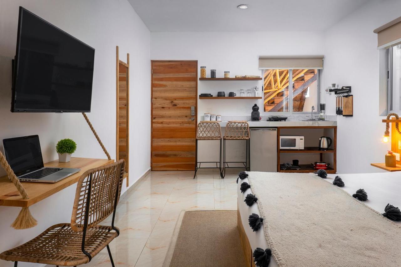 Superior Studio
