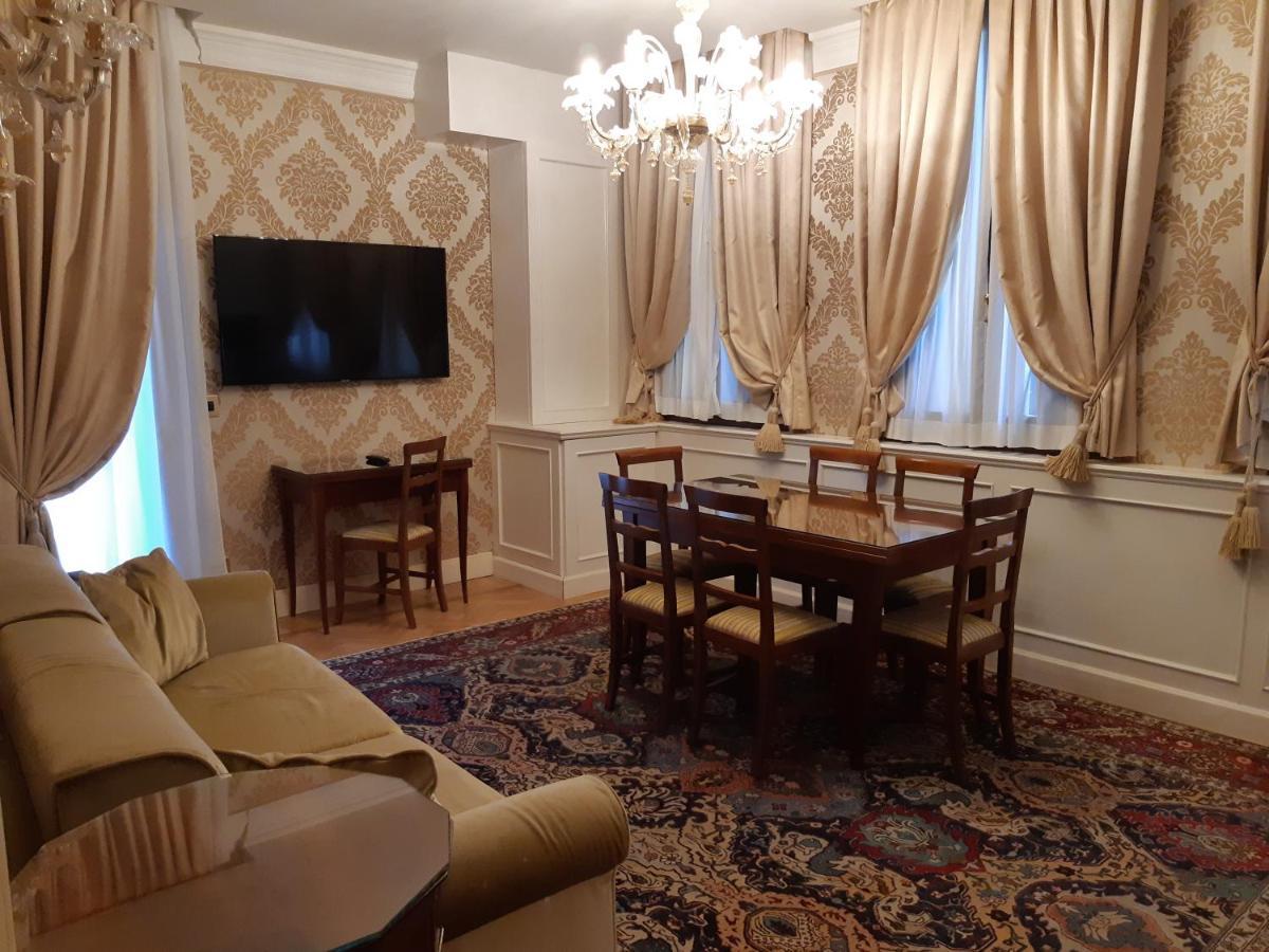 Three-Bedroom Apartment,1322961643:JPEG