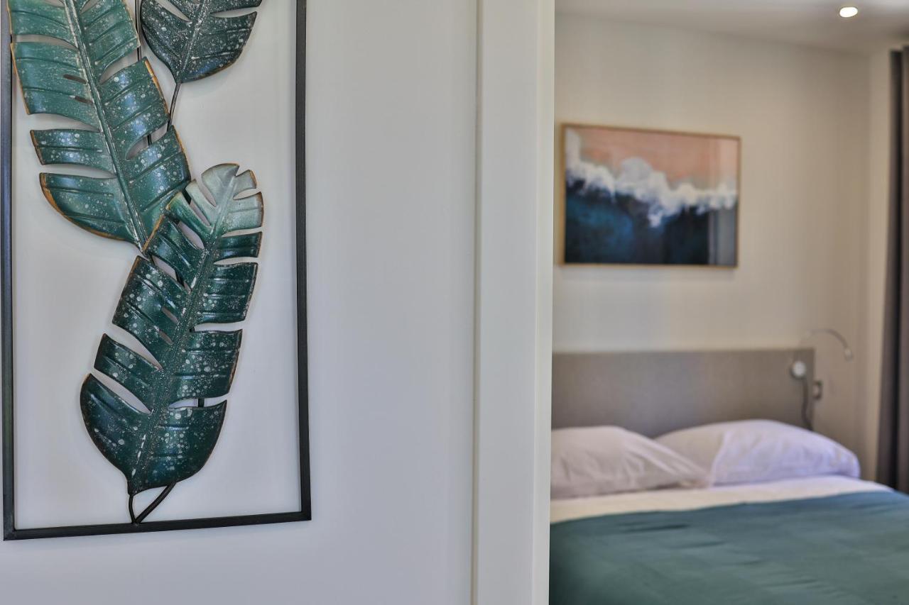 Apartment with Sea View,1333797812:JPEG