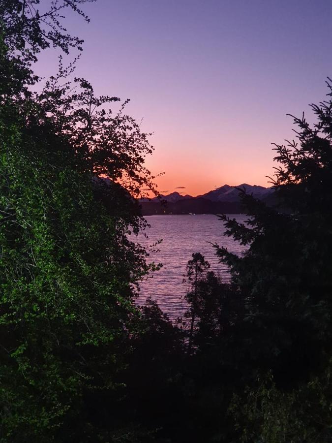 Bungalow Water Front,1344854567:JPEG