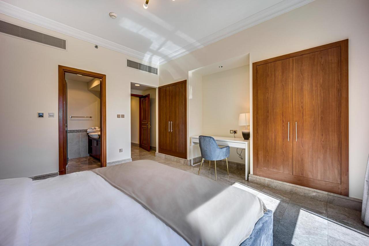 Two-Bedroom Apartment Sea View,1352482078:JPEG
